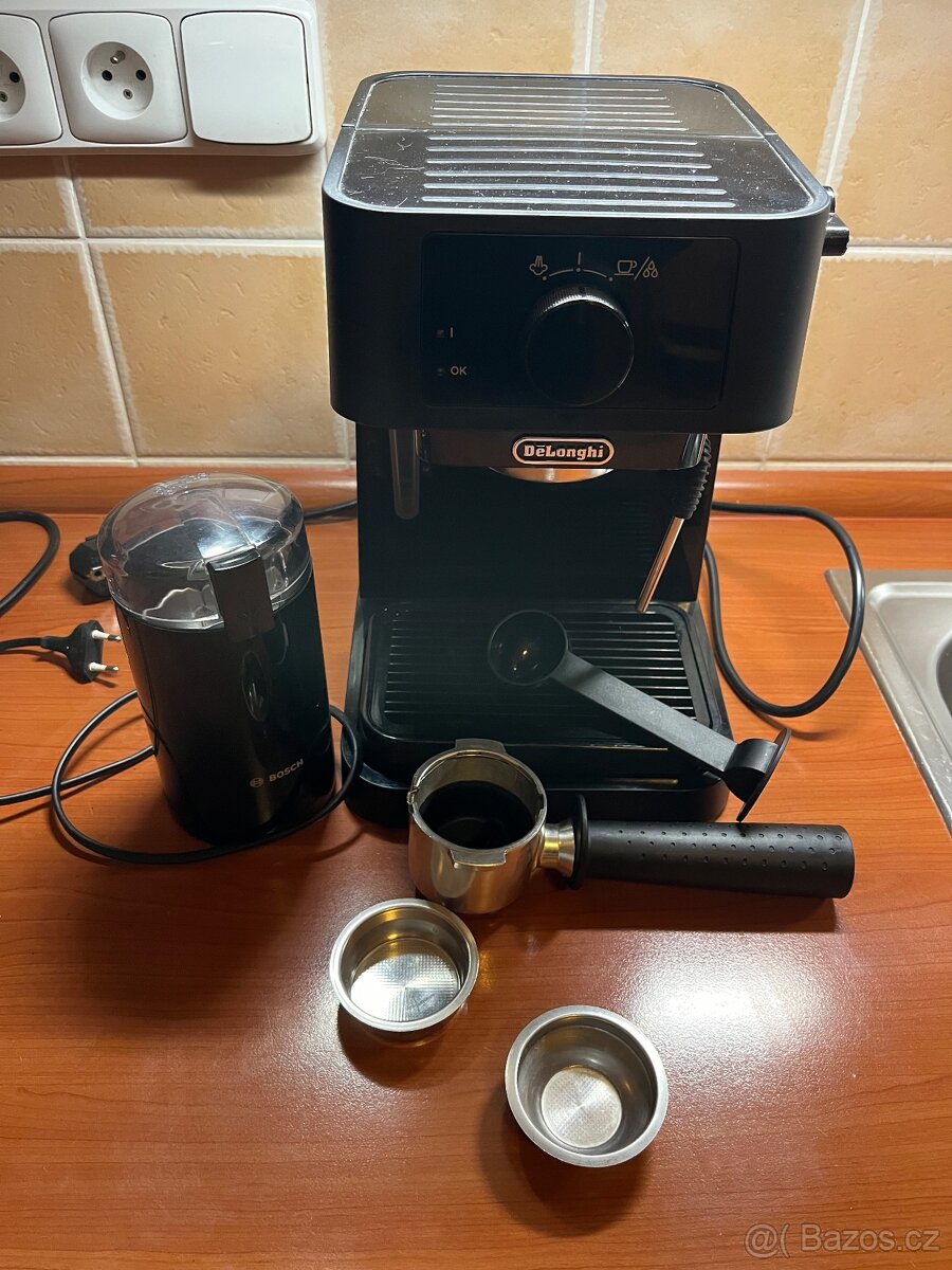 Pákový kávovar De’Longhi EC 230.BK + mlýnek na kávu - 3