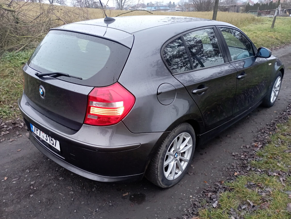 BMW 1 118d E87 105kw nová STK,xenony,facelift - 3