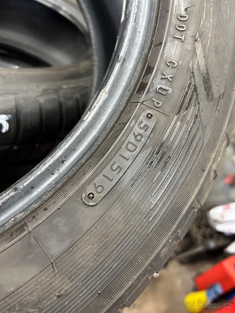 225/55 R17 Toyo zimni sada pneu - 3