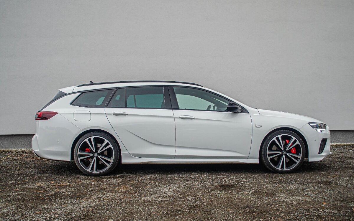 Opel Insignia ST 2.0 Turbo S GSi 4x4 A/T - 3