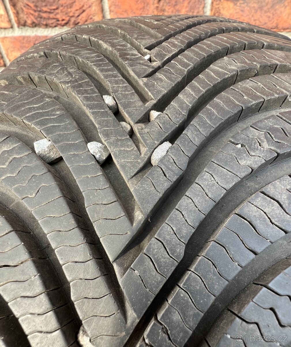 205/60 R16 96H XL zimní pneumatiky Michelin (1815) - 3