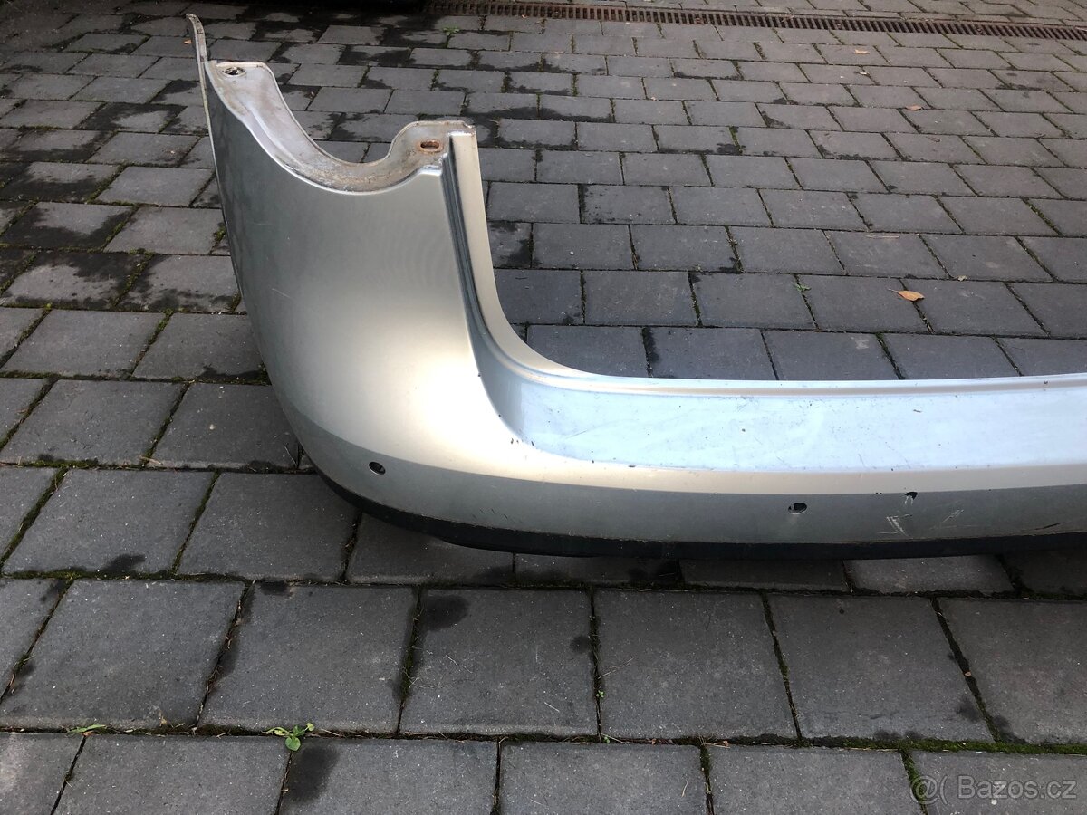 Vw Passat 3C kombi rv:06-09 zadní nárazník,mřížky př. nár. - 3