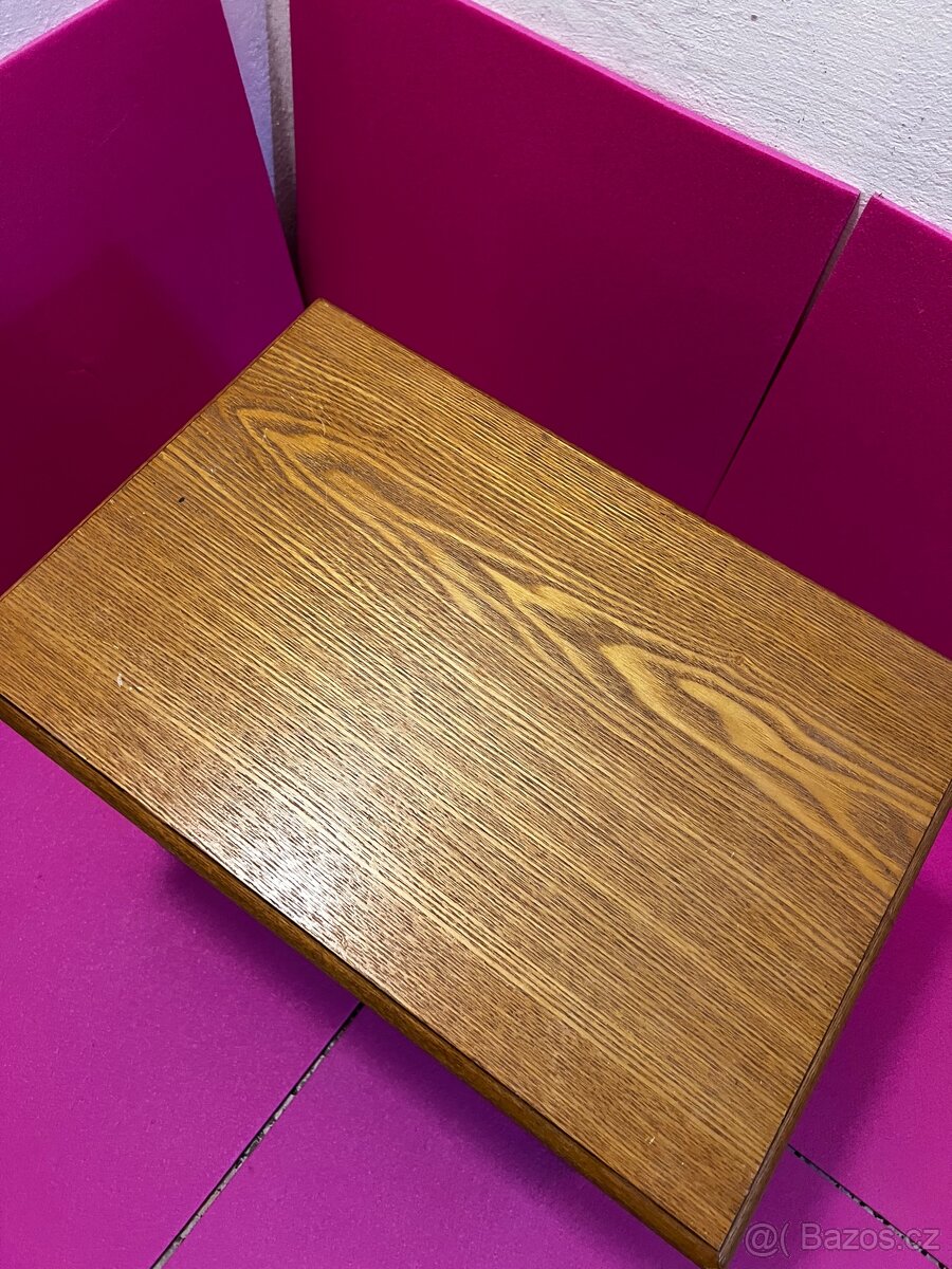 Odkládací stolek - 3