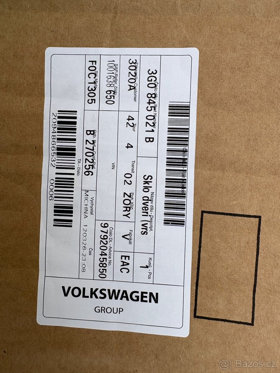 VW Passat B8, boční sklo - 3