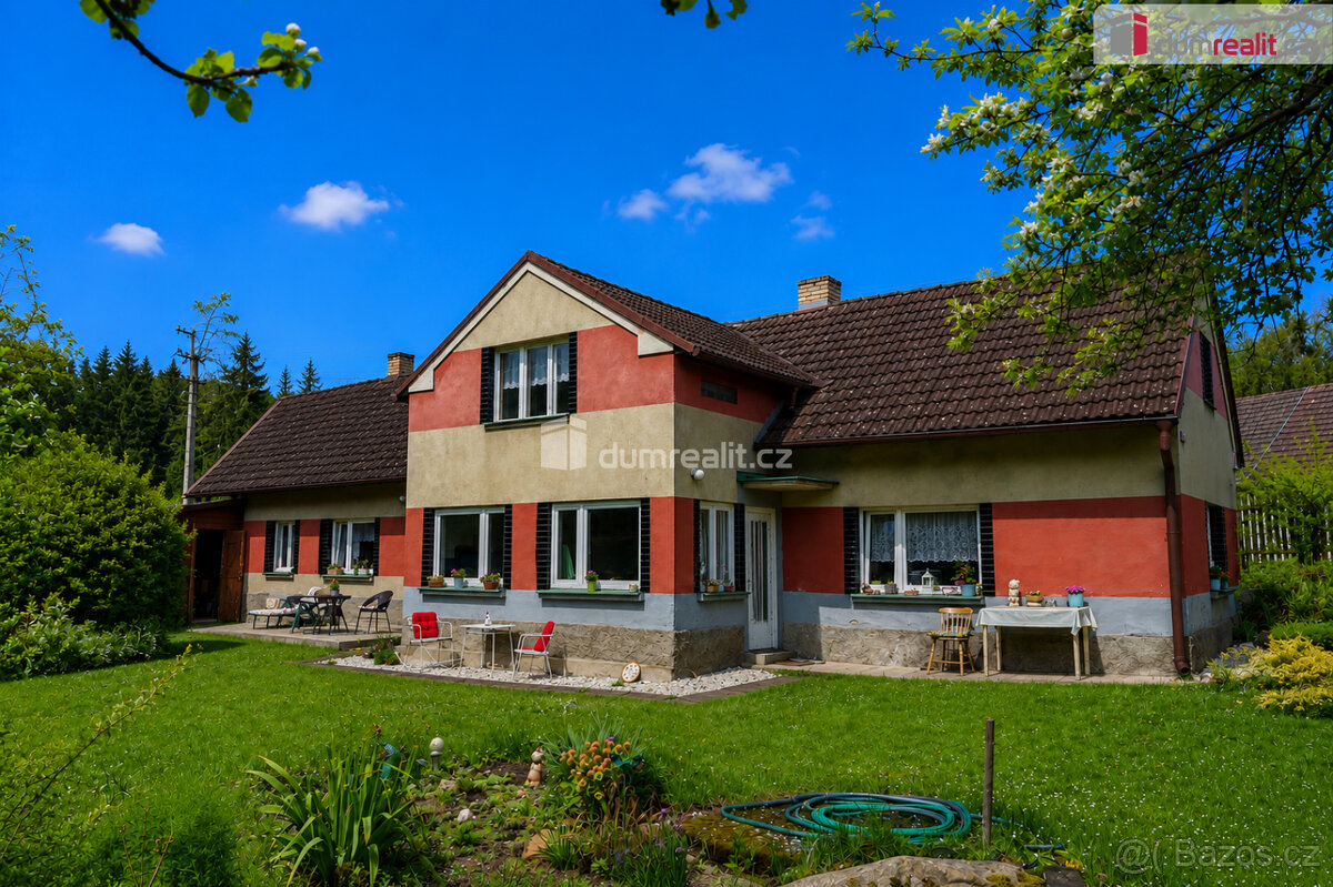 Prostorný rodinný dům po rekonstrukci 4+1, 112 m² + půda 100 – pohled 3