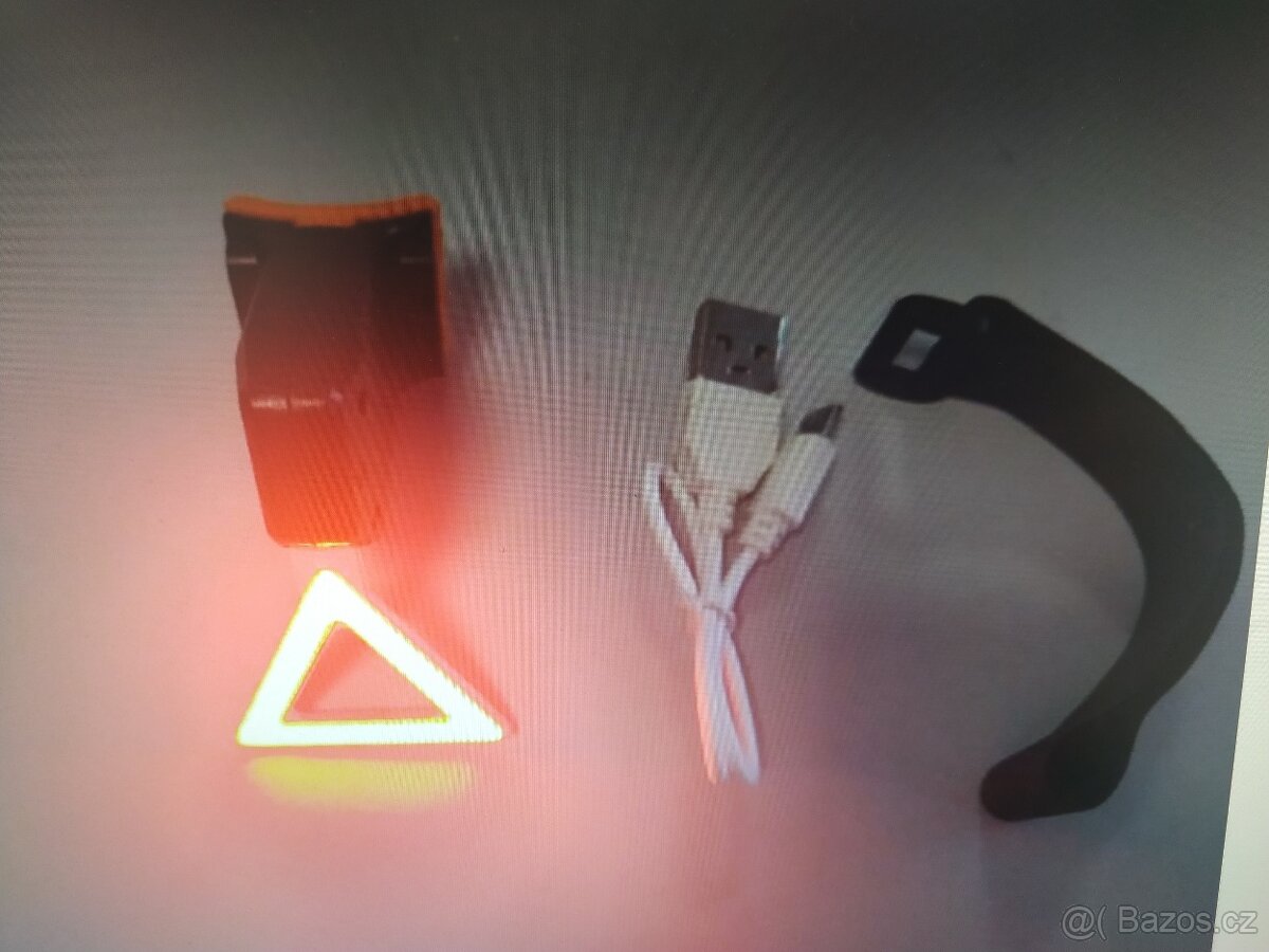 ZADNÍ LED BLIKAČKA NA KOLO - 3