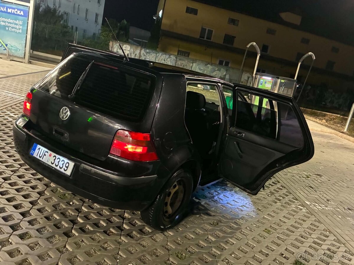Golf 4 - 3