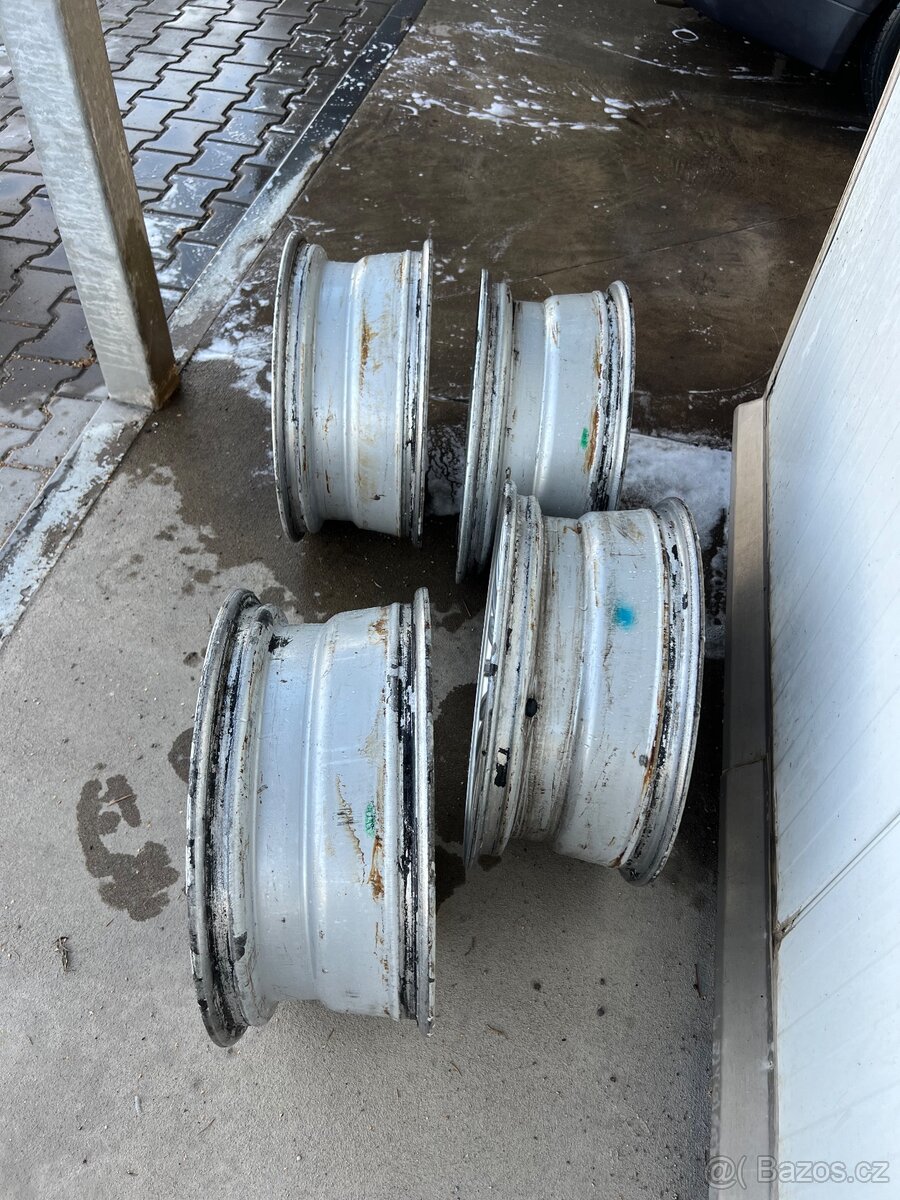 4ks Styling alu disky 5x120 r17 - 3