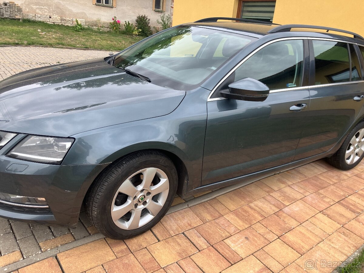 octavia tdi combi dsg výbava - 3