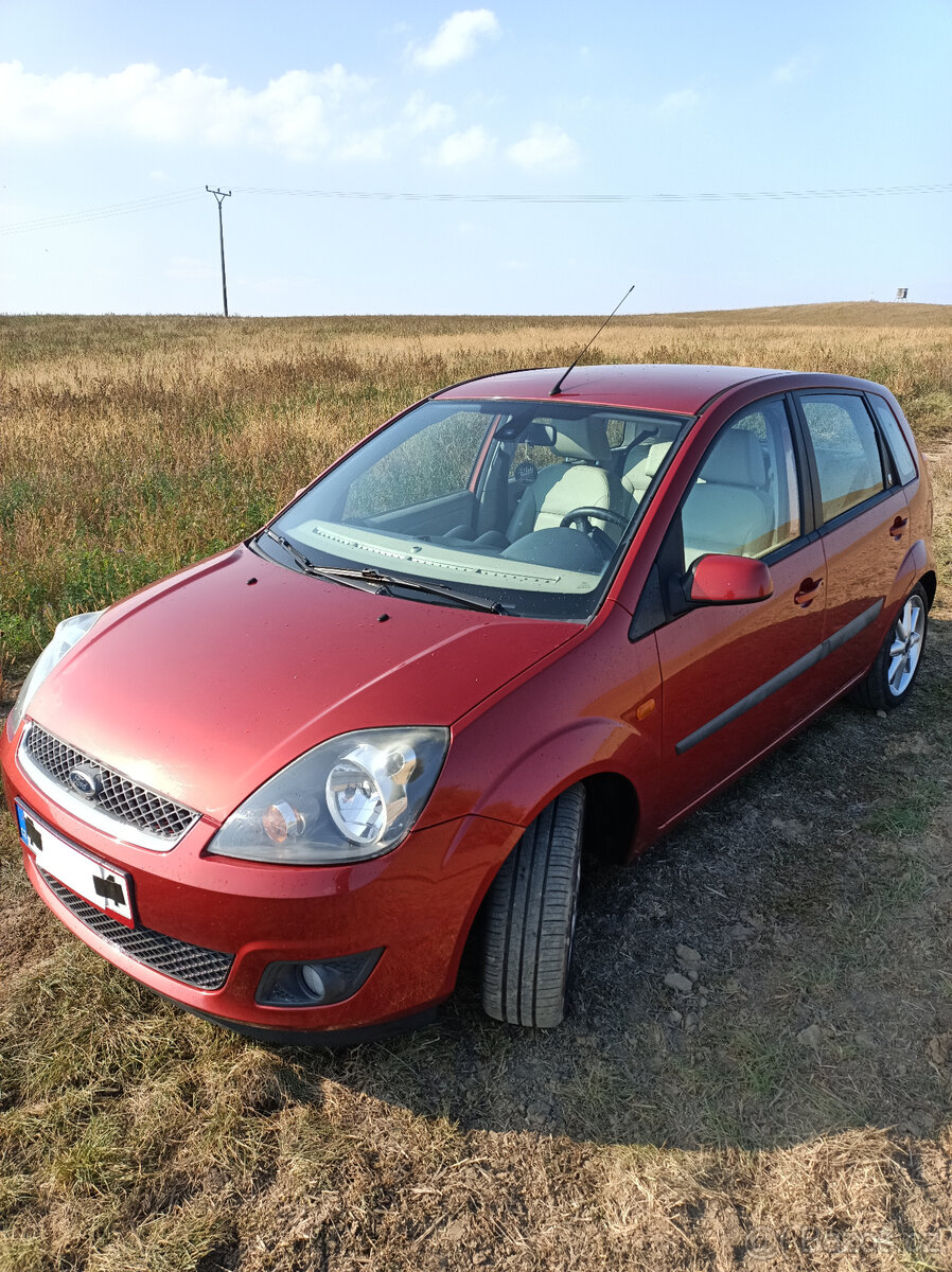 Ford Fiesta , 1,4 , GHIA - 3