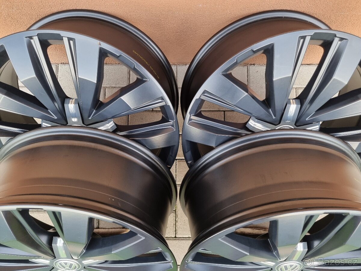 20″ 5×120 VW AMAROK / MULTIVAN originál disky “TALCA”
