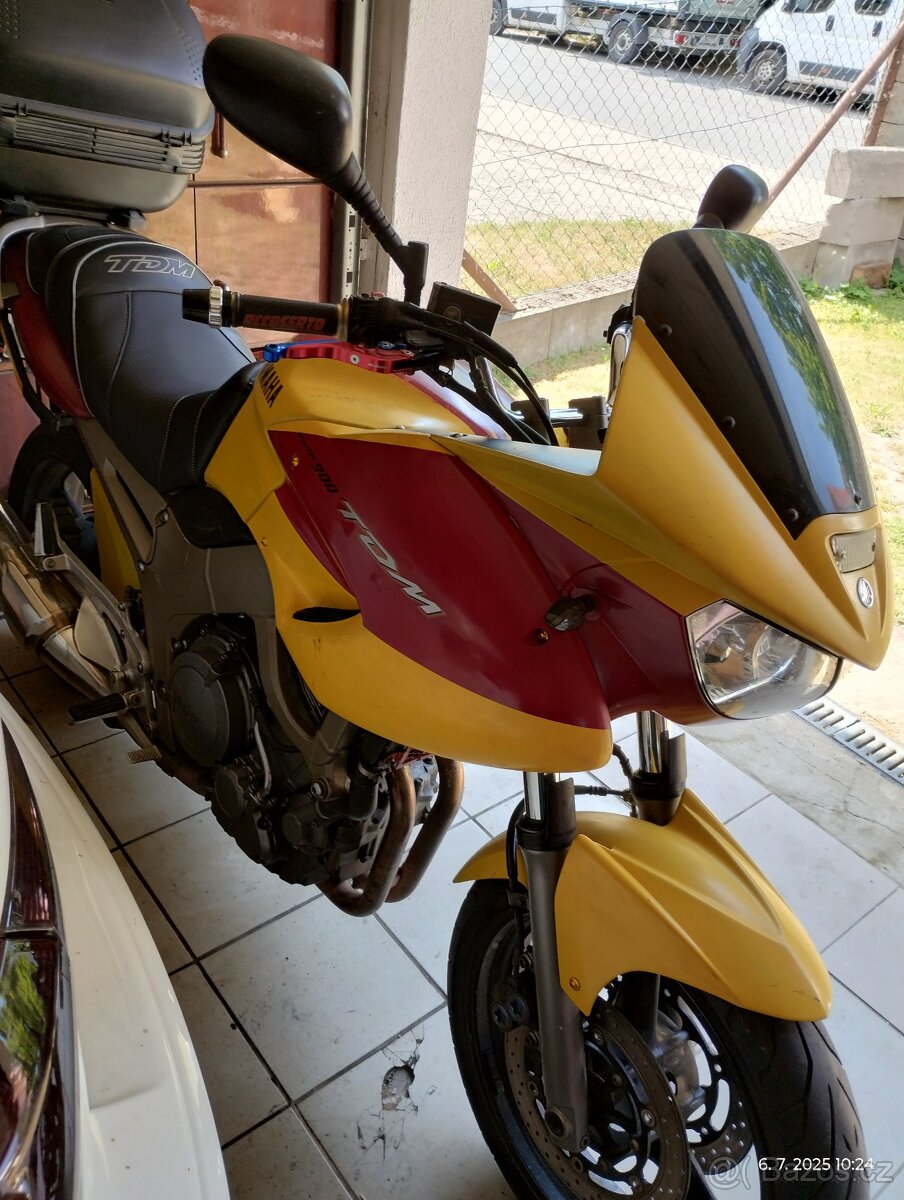 TDM 900