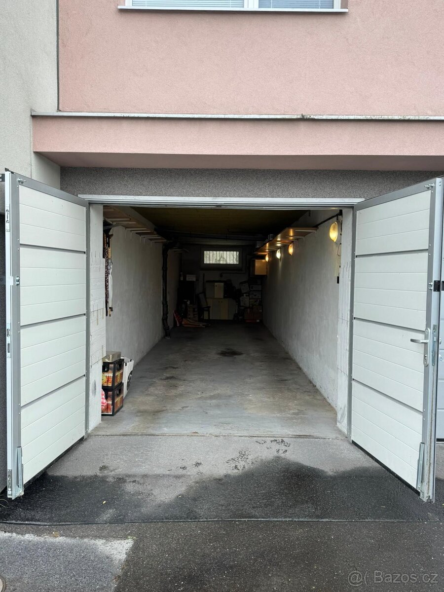 Pronájem garáže - 3