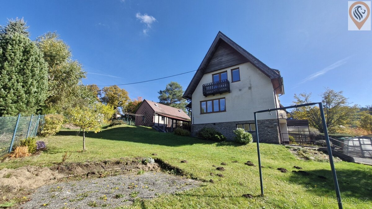 Rodinný dům i k rekreaci Javorná na Šumavě s energetickou tř - 3