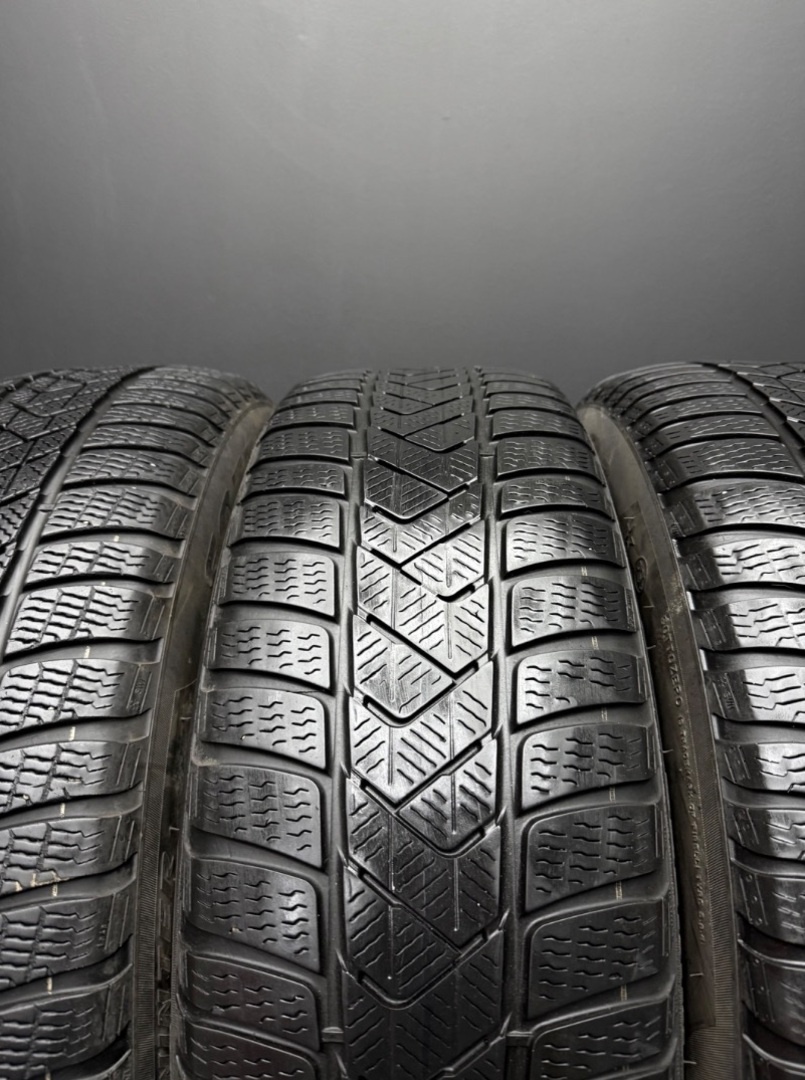 Sada pneu Pirelli 225/60/18 104H - 3