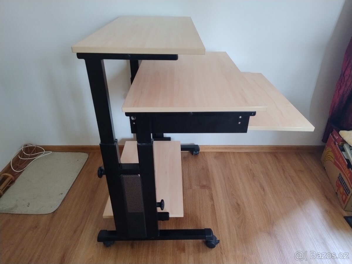PC stůl - 3