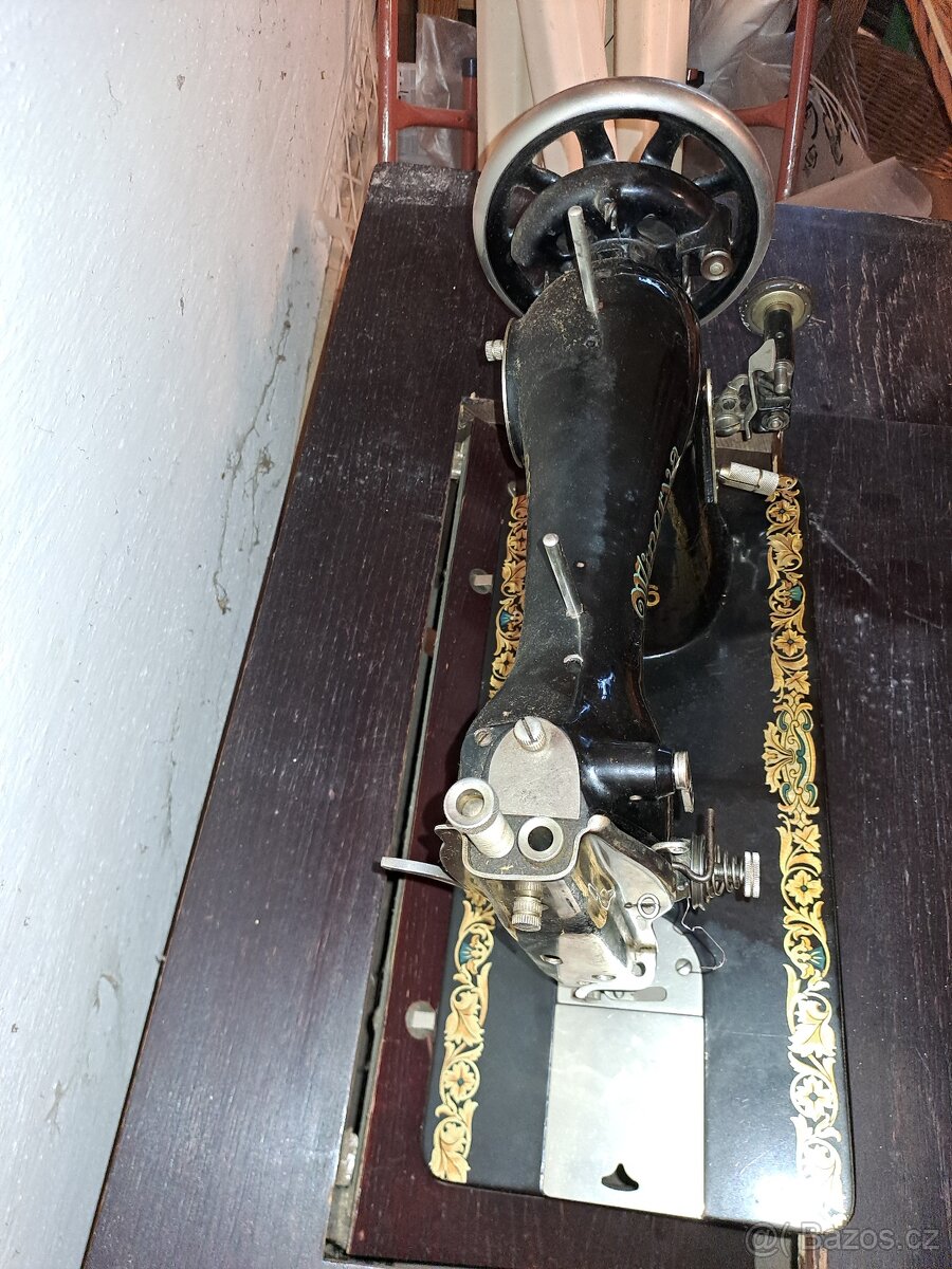 Šicí stroj Minerva M16 - 3