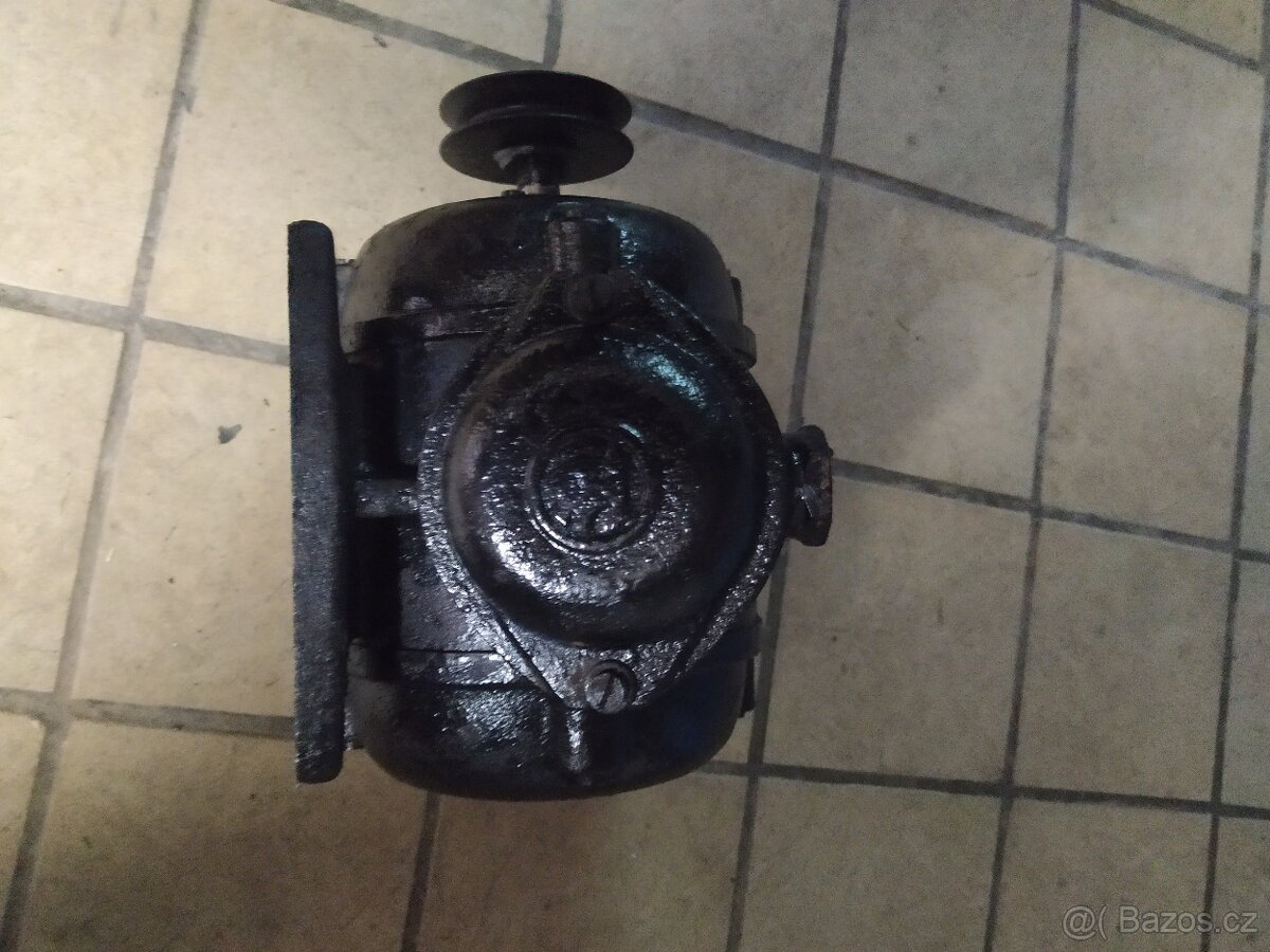 Retro elektromotor Škoda - 3