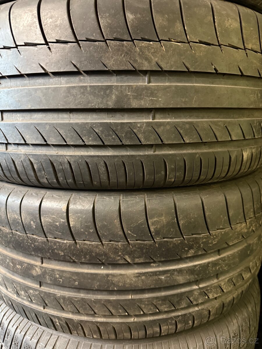 Letní pneu r19 275/45/19 - 3