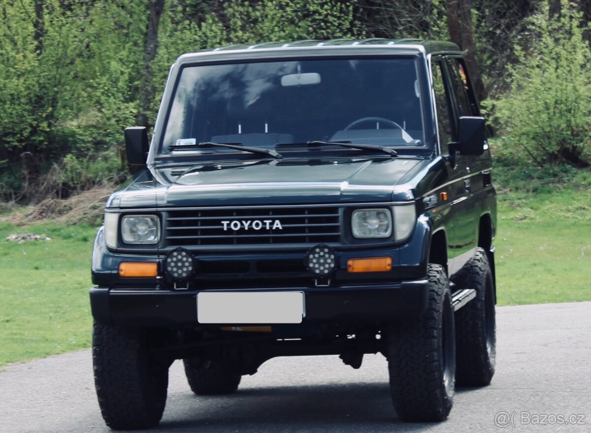 Toyota Land Cruiser Kzj 70 LX 3.0 Turbo