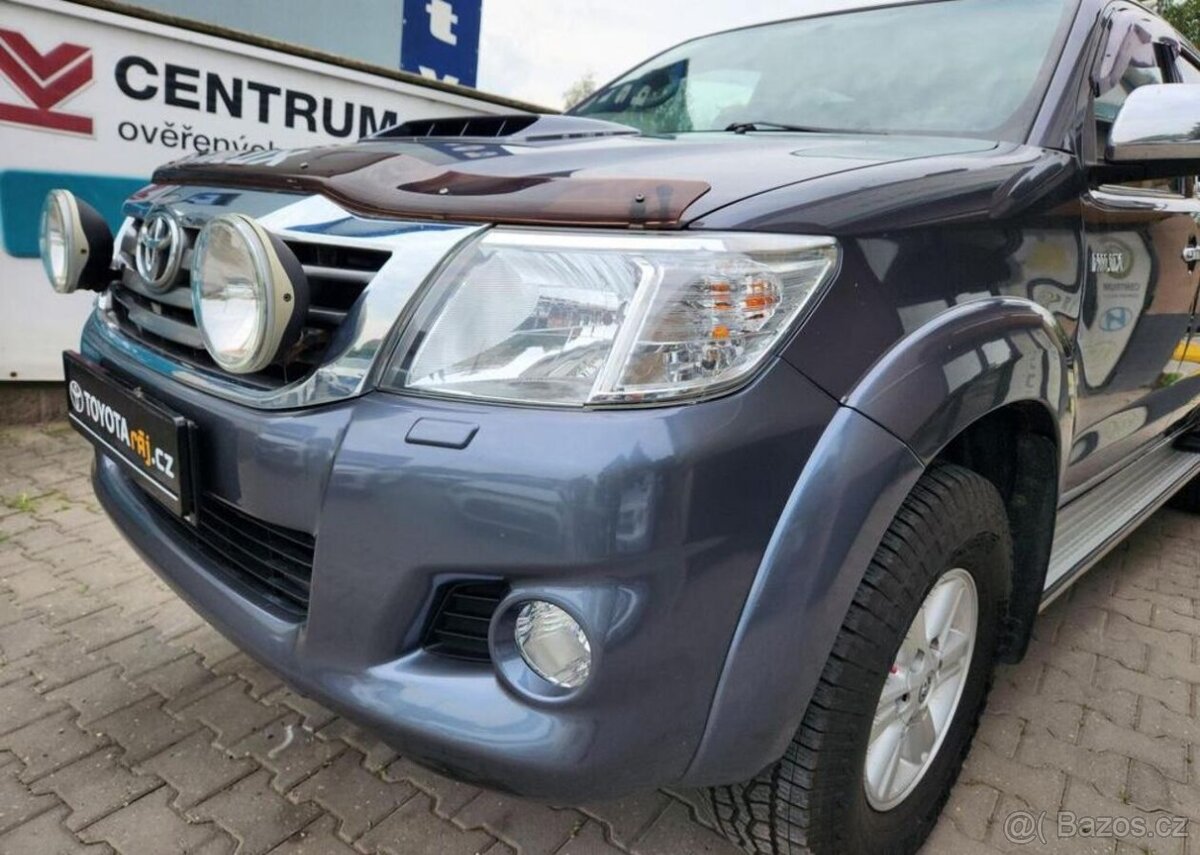 Toyota Hilux 3.0-HARDTOP-PĚKNÝ STAV