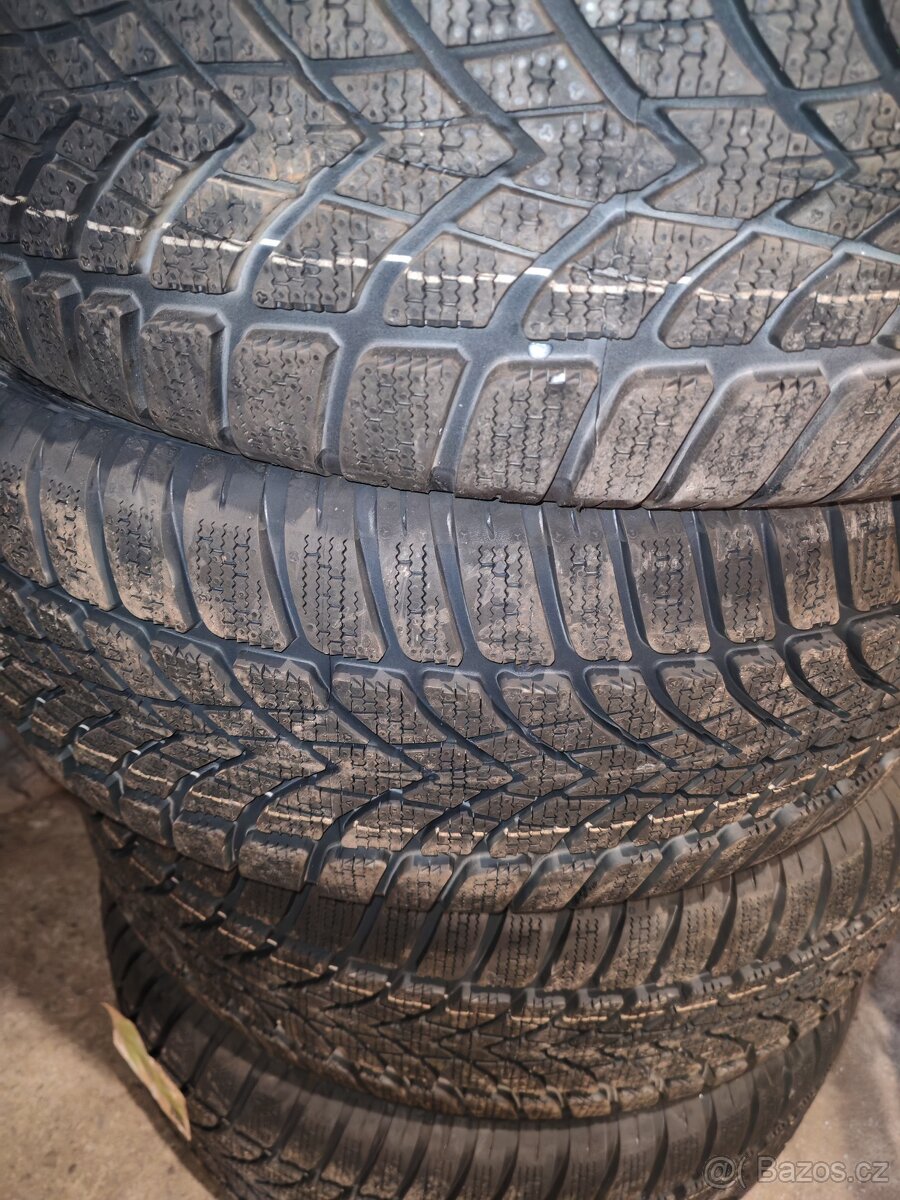 225/50/17 Dunlop NOVÉ - 3