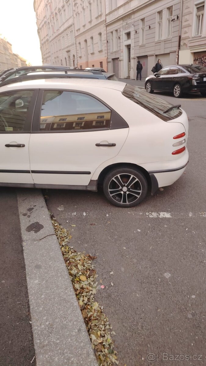 Prodám osobní automobil Fiat - 3
