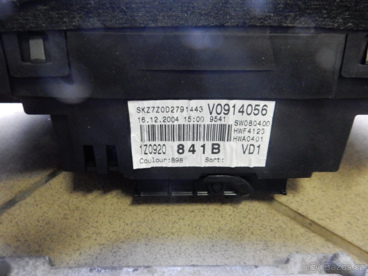 Budíky, jednotky - Octavia II 2.0FSI 110kw - 3