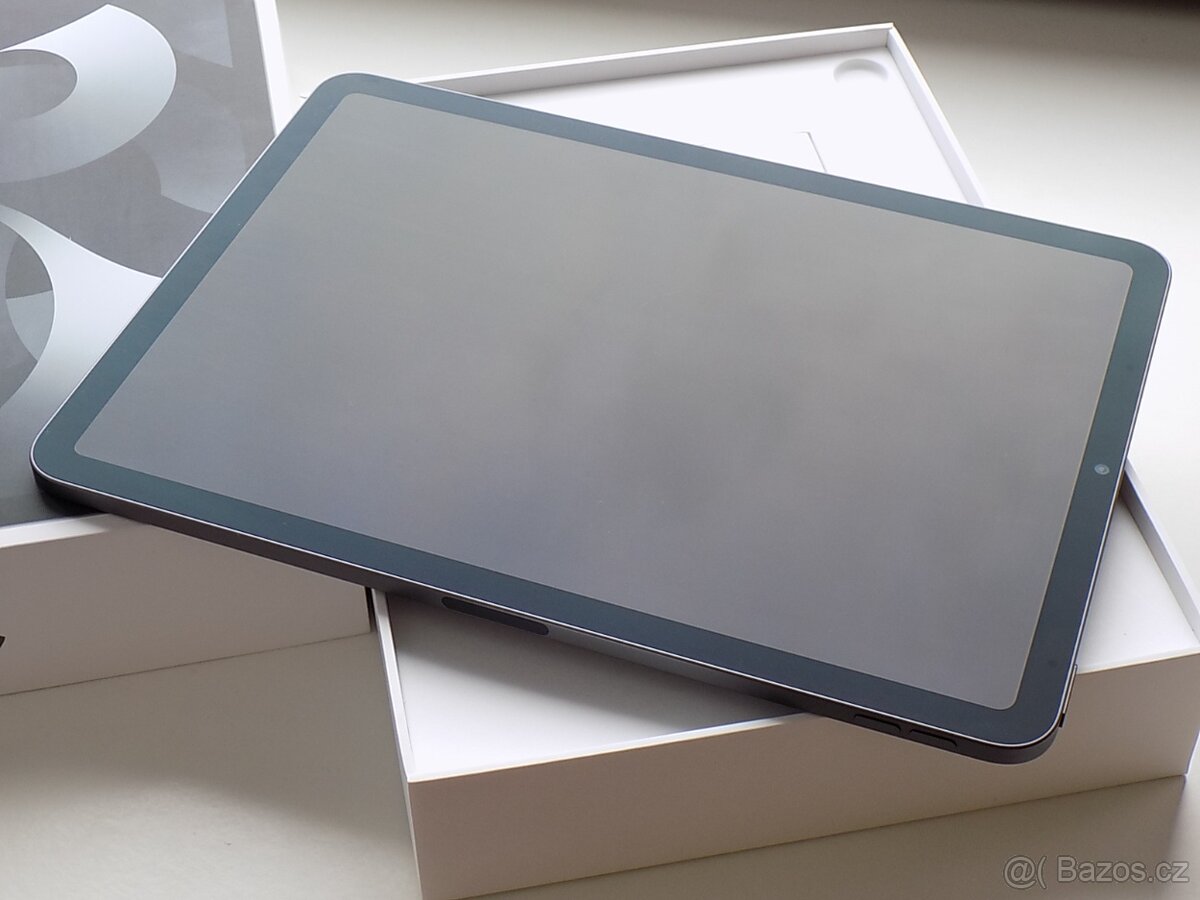 APPLE iPad Air 5 (2022) M1 64GB Wi-Fi Vesmírně šedý - ZÁRUKA - 3