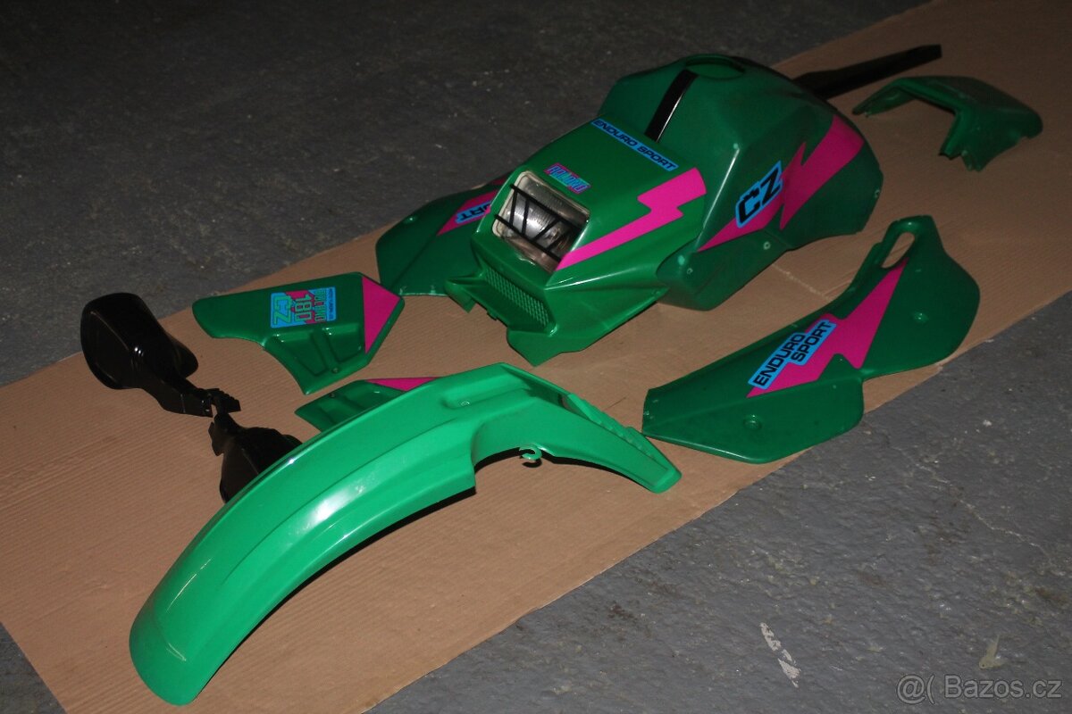 Plastová kapotáž CZ Roland - 3