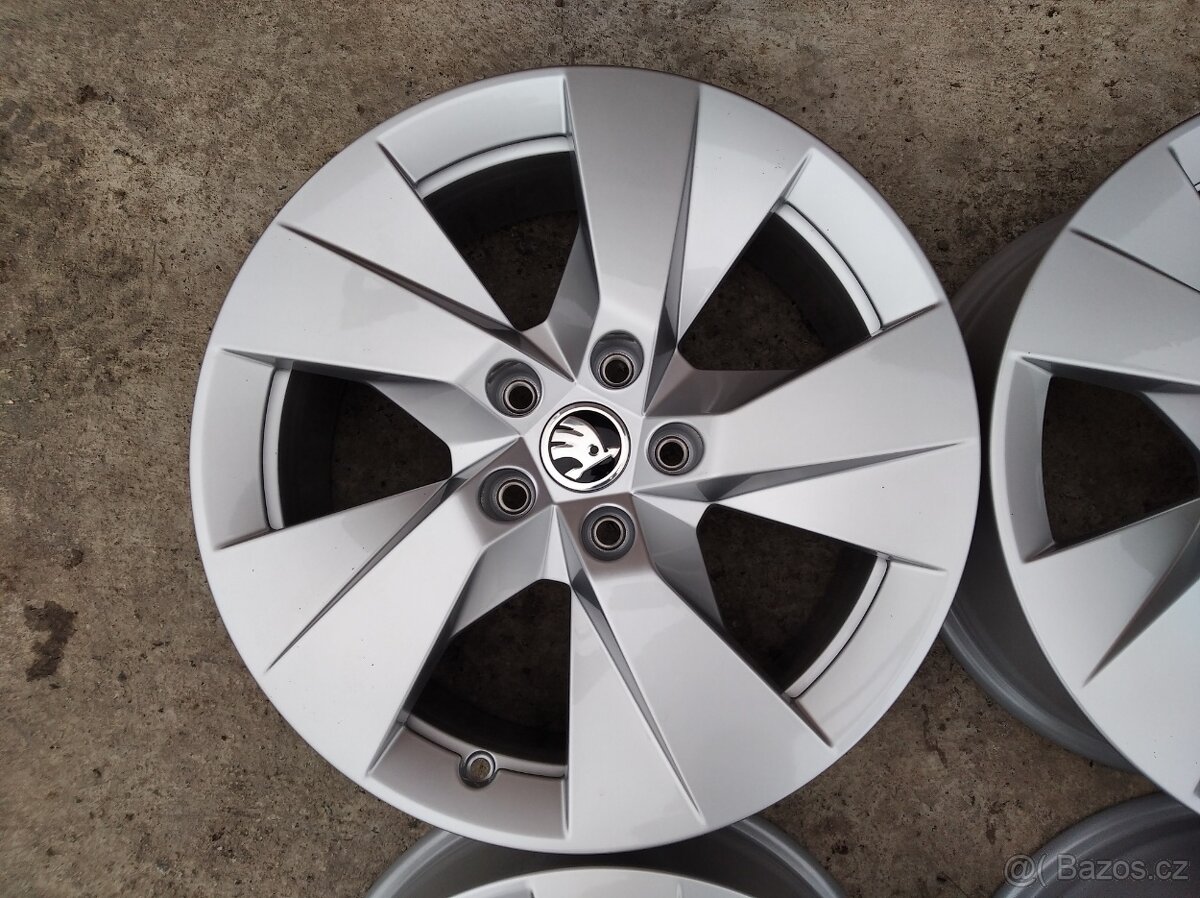 Prodám novou originální sadu disků Škoda Kodiaq II R17 - 3