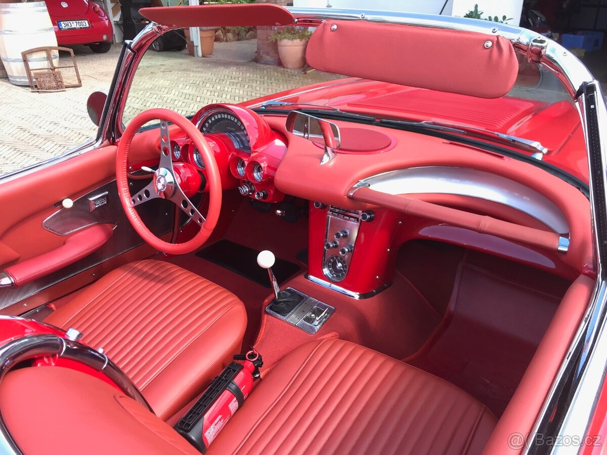 Chevrolet Corvette - 3