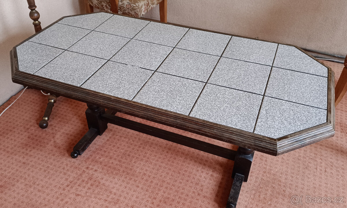 Konferenční stolek - 3