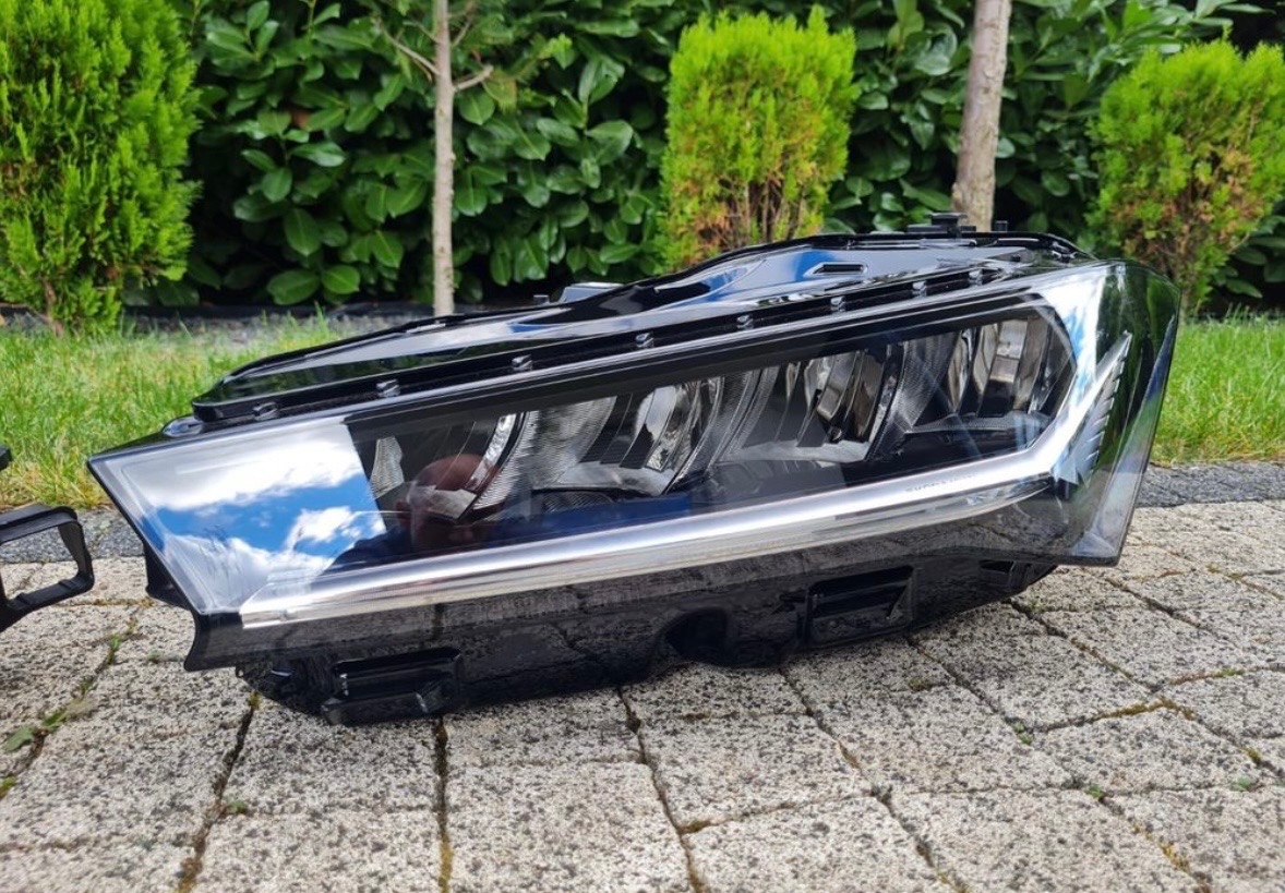 Škoda Superb 4 full led TOP - 3