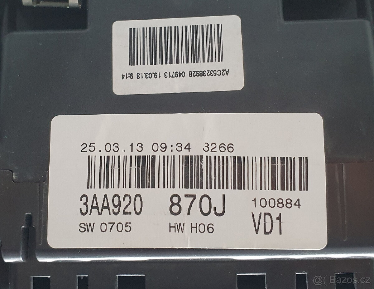 Budíky, tachometr VW Passat B7 - 3