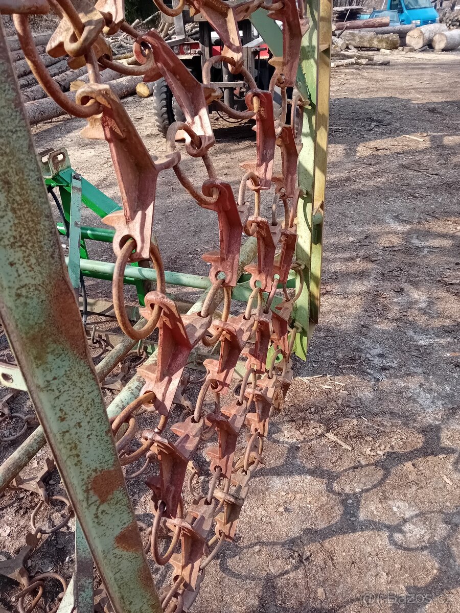 Hydralicky skládané luční brány 8m - 3