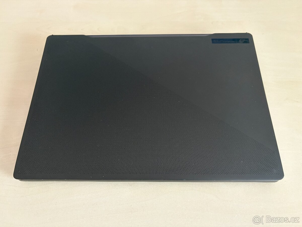 ASUS ROG ZEPHYRUS M16/12GB RTX4080/i7/1TB/RAM32GB/DDR5 - 3
