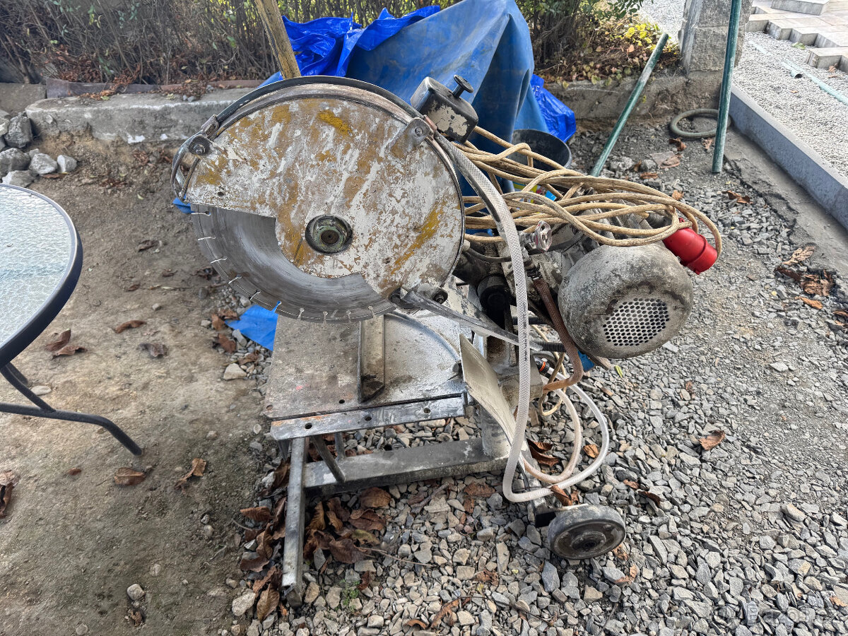 Pila na zámkovou dlažbu - 3