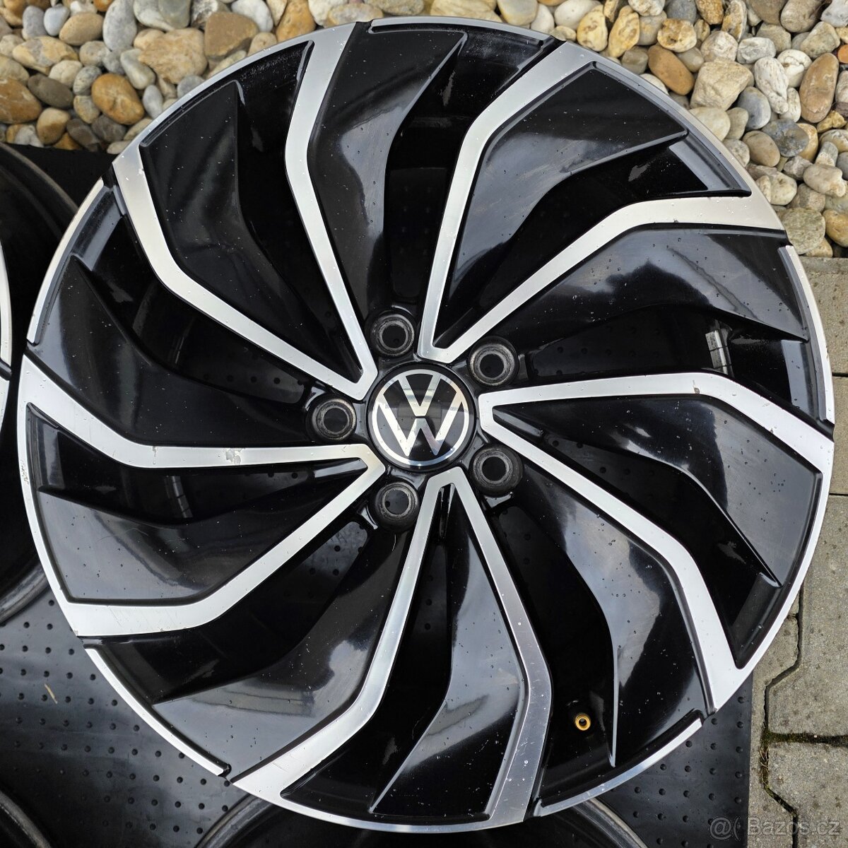 Volkswagen Ventura 5x112 R17 - 3