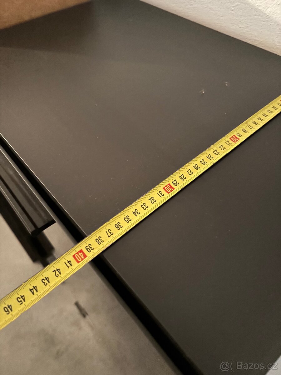 Prosklená skříň - 3