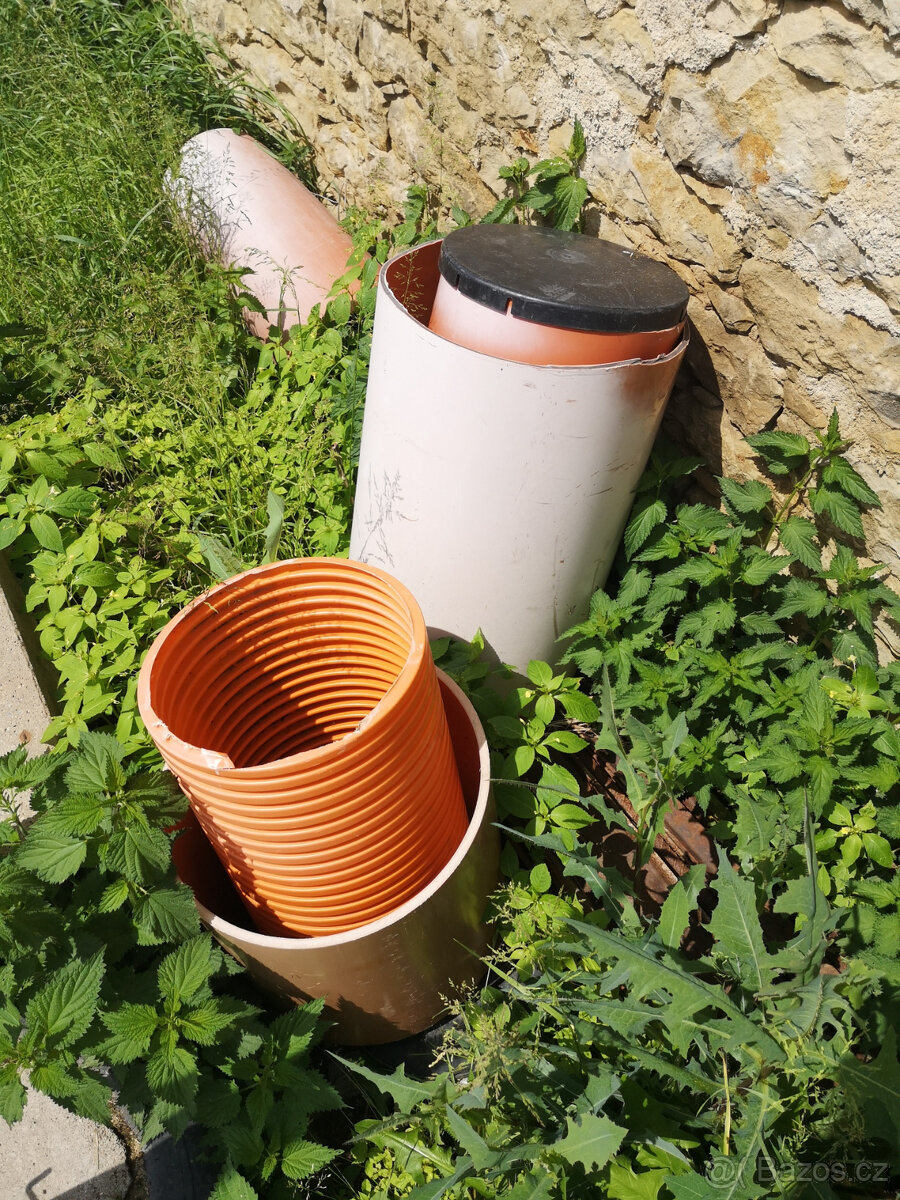 Zbytky stavebního materiálu - 3