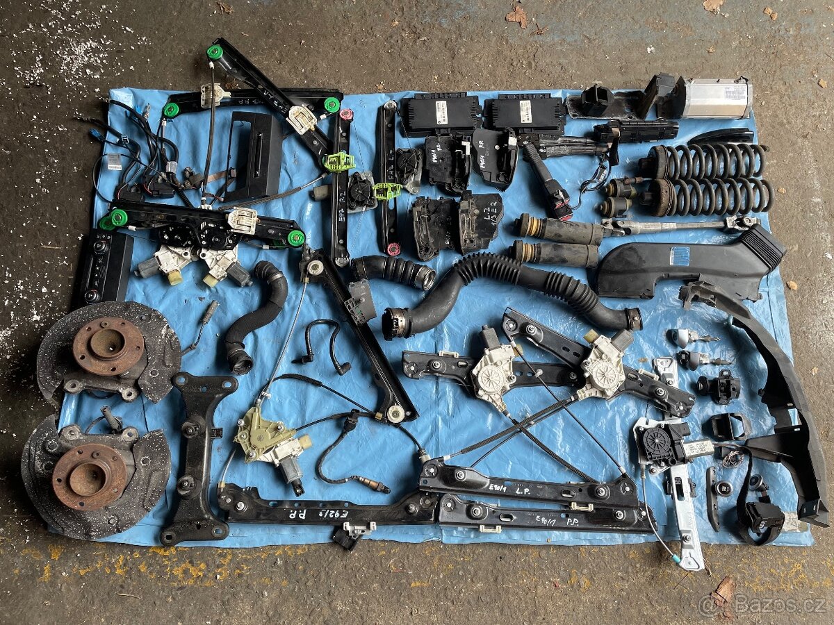 BMW e90 e91 e92 e93 e87-Díly - 3