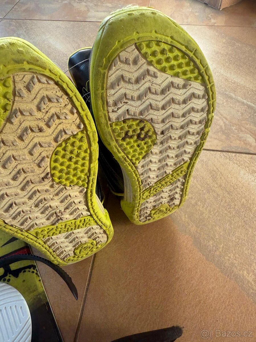 Dětský snowboard + vázání + boty - 3