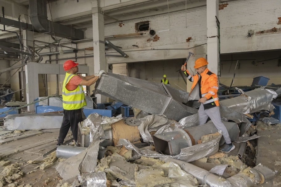 Stavební dělník - 3