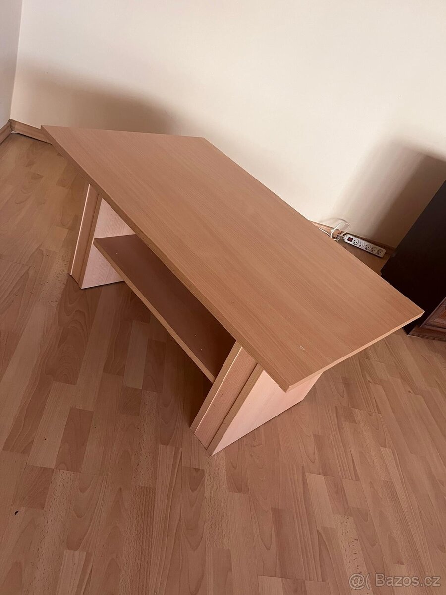 Prodám konferenční stůl - 3