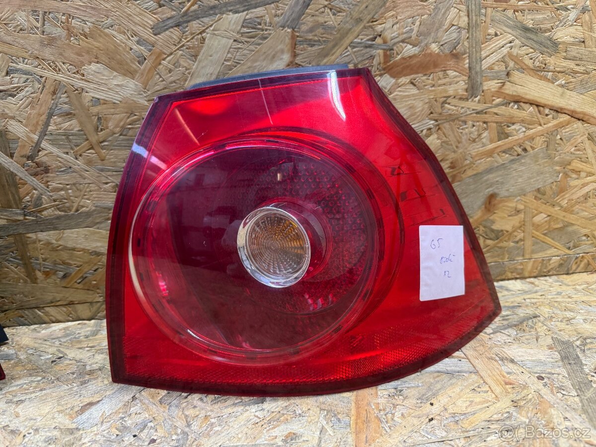 Zadni svetla Vw Golf 5 - 3