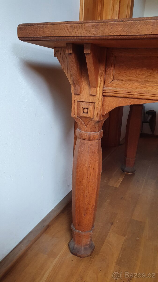 Starožitný stůl z masivu - 3