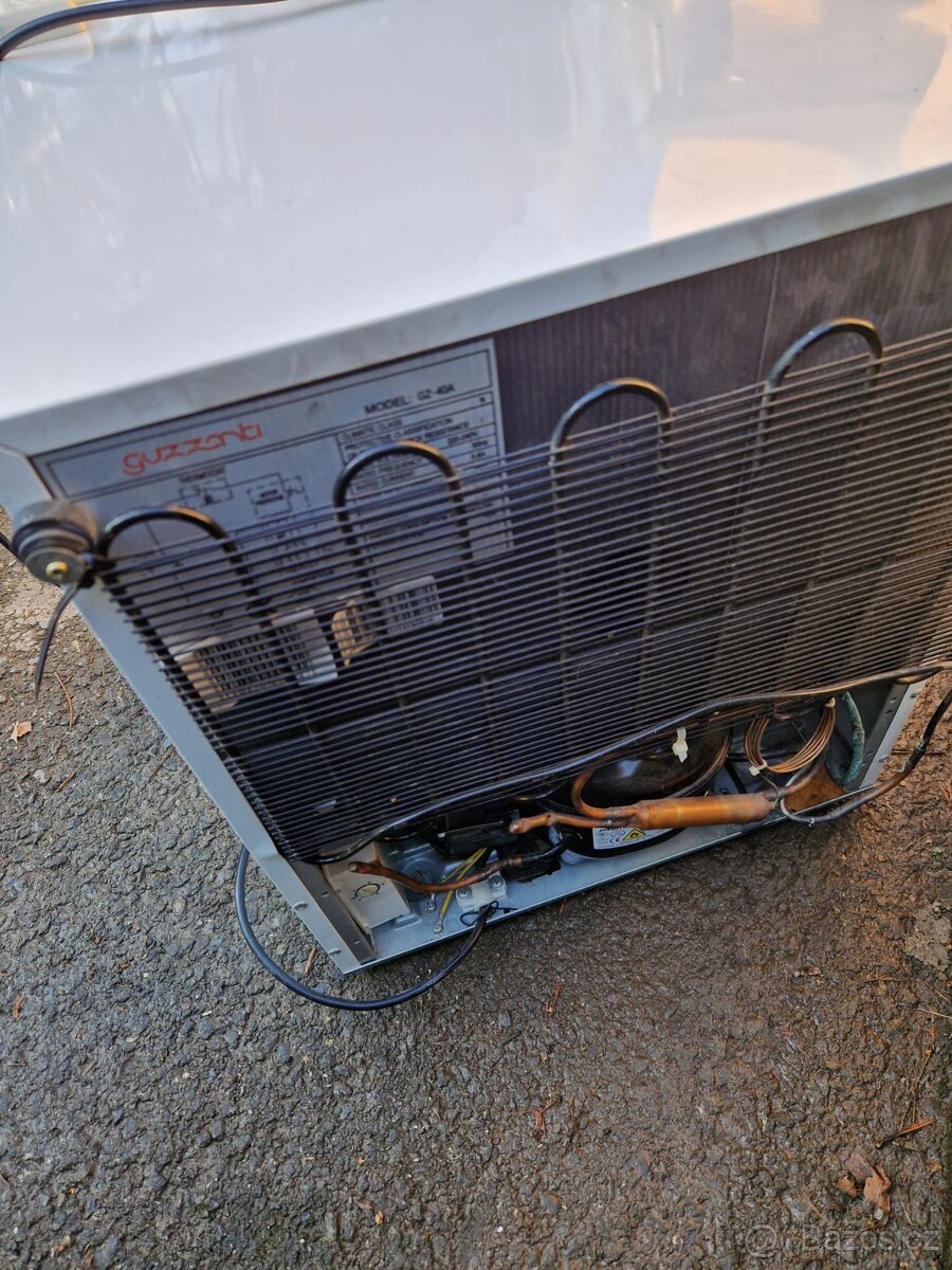 Mini mrazák Guzzanti - 3