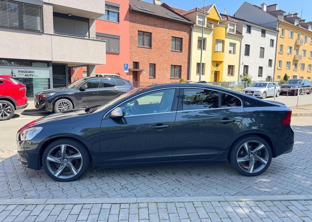 Volvo S60, 2.4D5 R-Design servis.historie - 3
