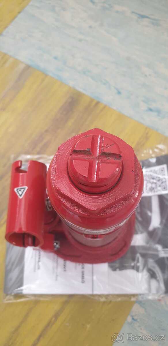 Hydraulický zvedák nový - 3